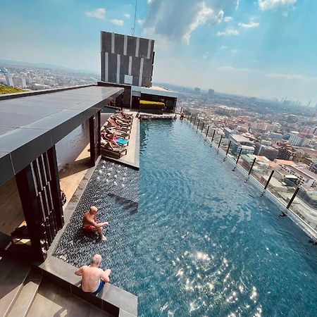 The Base Central Pattaya 2 Bed 2 Bath By Numam Exterior photo