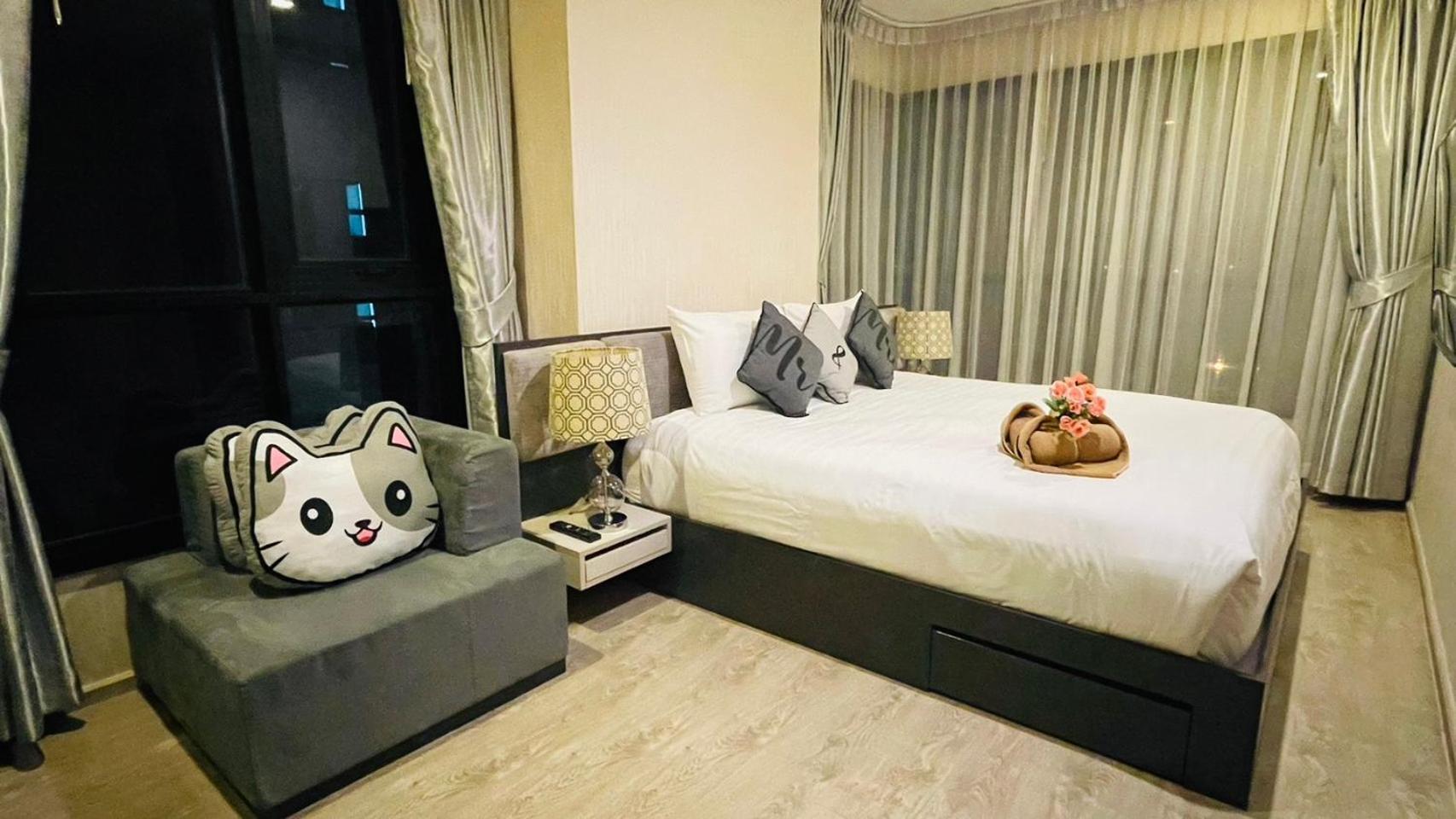 The Base Central Pattaya 2 Bed 2 Bath By Numam Exterior photo